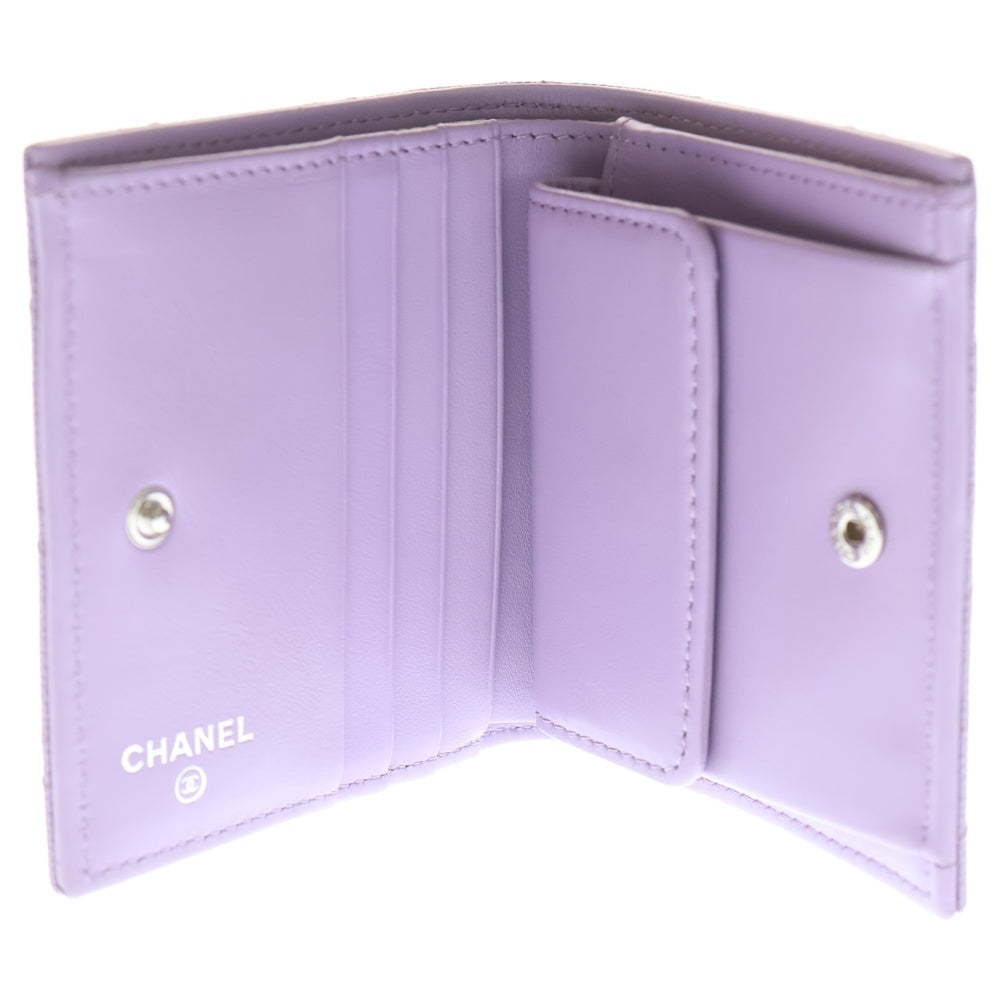CHANEL(シャネル) マトラッセ スモールウォレット コンパクトウォレット 二つ折り財布 コインケース ライトパープル キャビアスキン シルバー金具 レディース