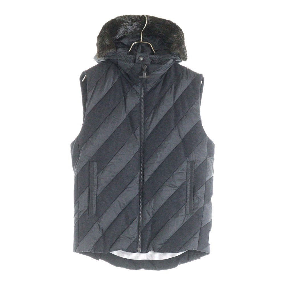 MONCLER(モンクレール) ワッペンロゴ ウール切り替え ファー フーデッド ジップアップ ダウンベスト ブラック 323914334310 10096