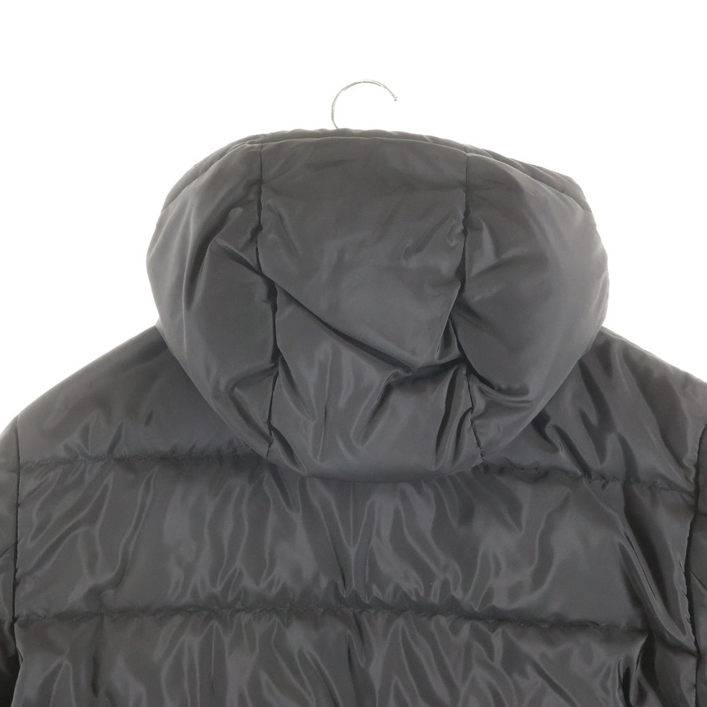 PRADA(プラダ) 22AW トライアングルロゴプレート ナイロン フーデッド ジップアップ ダウン ジャケット ブラック SGH589 レディース