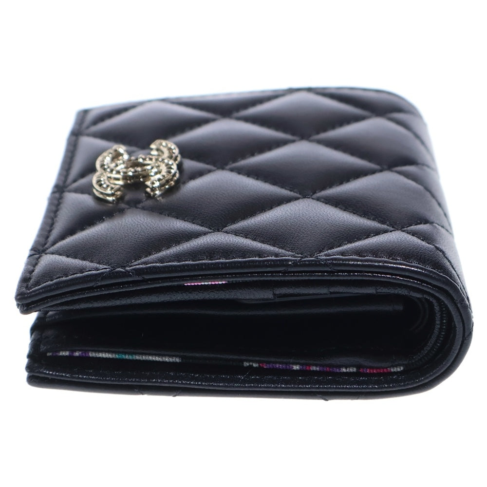 CHANEL(シャネル) 25SS ココマーク スモールフラップウォレット ラムスキン レザー コンパクト 二つ折り財布 ゴールド金具 ブラック AP4487 レディース
