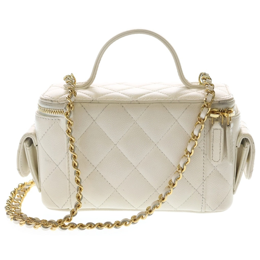 CHANEL(シャネル) マトラッセ チェーンクラッチバニティ ショルダーバッグ ミニバッグ ホワイト キャビアスキン AP3017 ゴールド金具 レディース