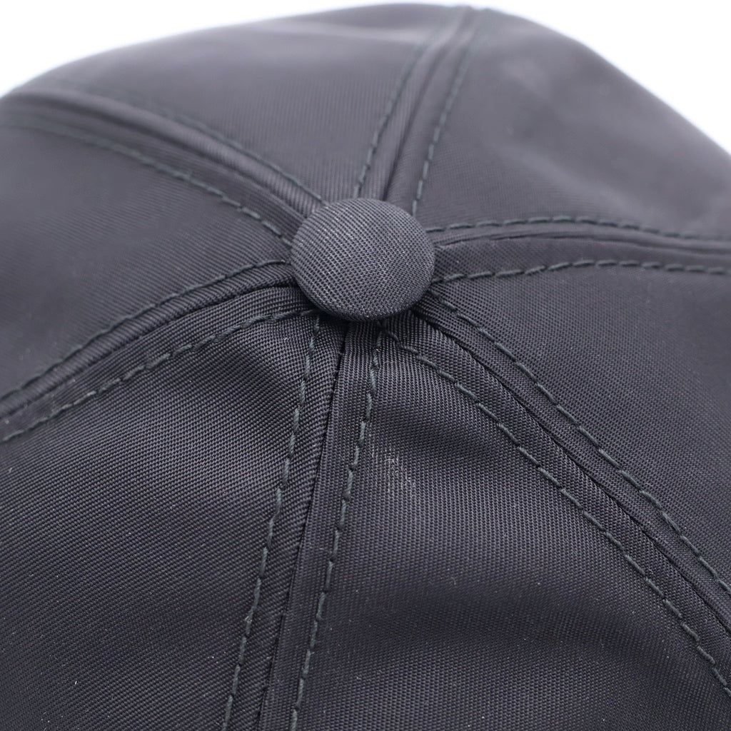 PRADA(プラダ) RE-NYLON リナイロン トライアングルロゴプレート ベースボールキャップ 帽子 ブラック 1HC274
