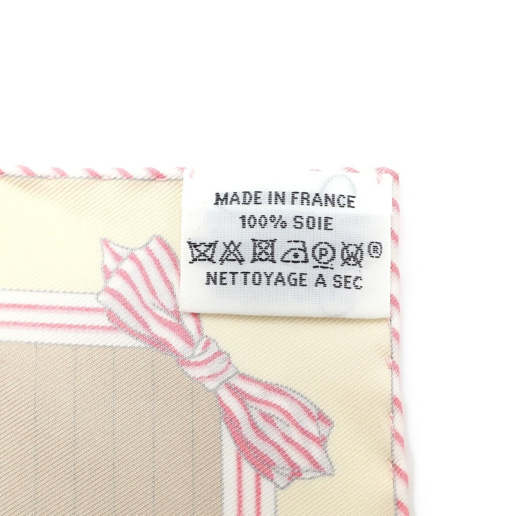 HERMES(エルメス) プチカレ LES BECANES シルクスカーフ アイボリー レディース