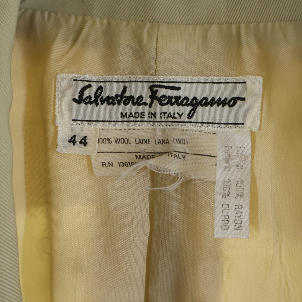 Salvatore Ferragamo(サルヴァトーレ フェラガモ) ジャケット ウール ベージュ 44サイズ レディース