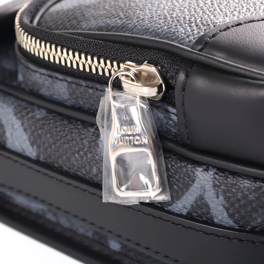 LOUIS VUITTON(ルイヴィトン) モノグラム パステル アマゾン メッセンジャー ショルダーバッグ ブラック PVC×レザー M45650 レディース