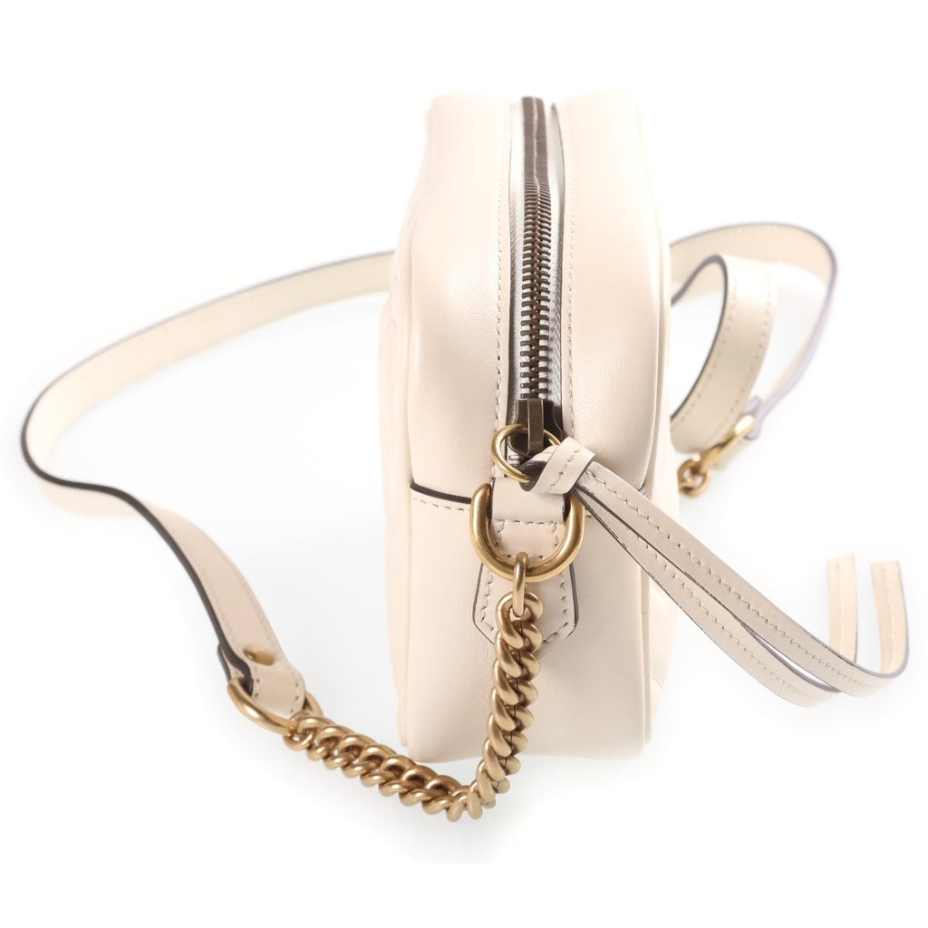 GUCCI(グッチ) GGマーモント チェーン付ショルダーバッグ カメラバッグ ホワイト レザー 448065 レディース