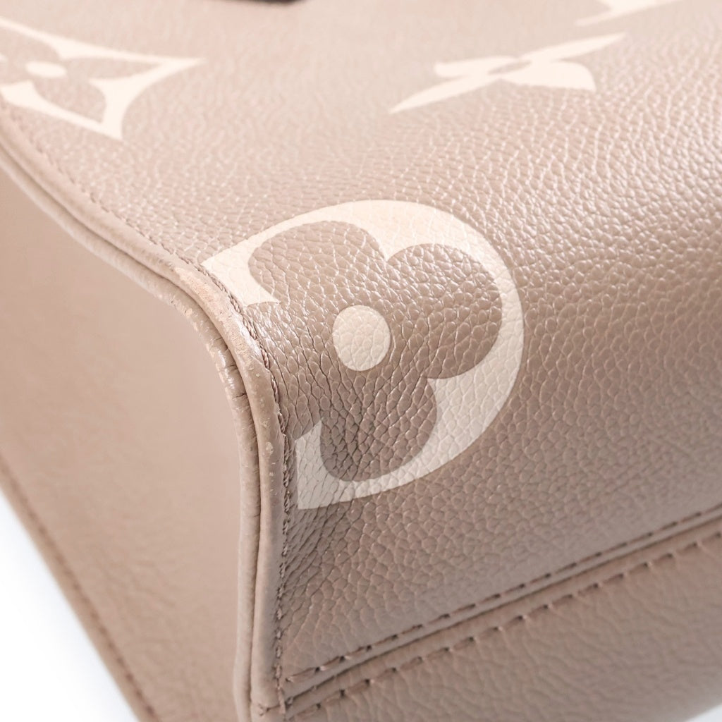 LOUIS VUITTON(ルイヴィトン) モノグラム ジャイアント アンプラント オンザゴーPM トゥルトレール クレーム 2WAYハンドバッグ ショルダーバッグ ベージュ レザー M45779 ゴールド金具 レディース