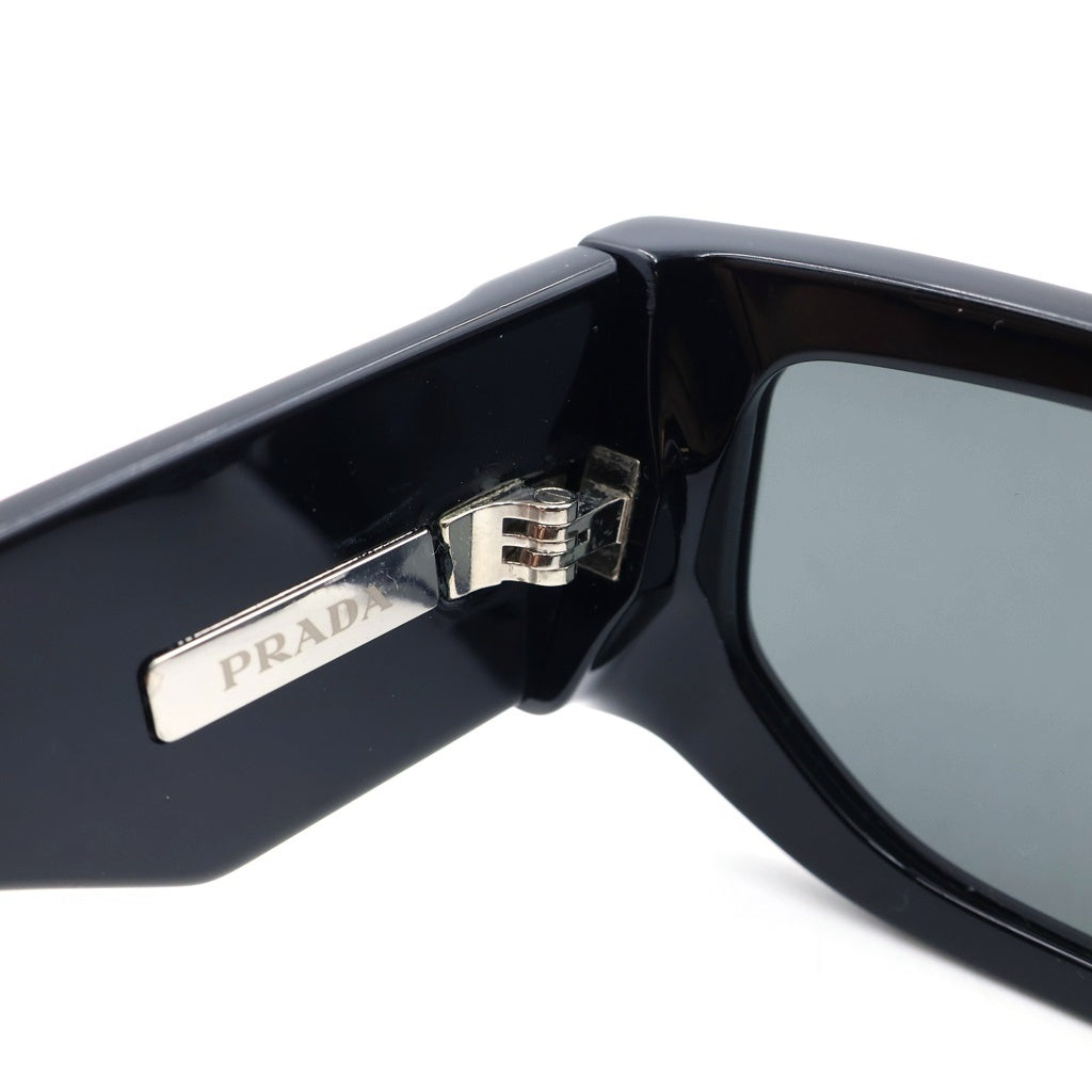 PRADA(プラダ) トライアングル ロゴ サングラス スクエア アセテート アイウェア ブラック SPR09Z