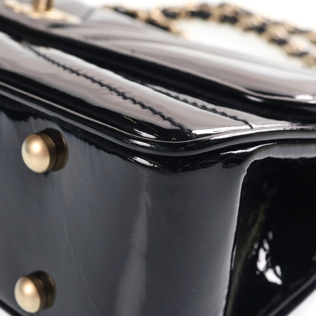CHANEL(シャネル) ココマーク チェーンショルダーバッグ ウェーブ