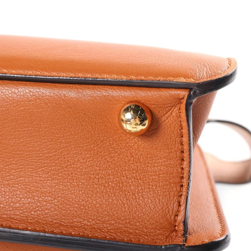 FENDI(フェンディ) ピーカブー ミディアム 2WAYハンドバッグ ショルダーバッグ ブラウン レザー ゴールド金具 レディース