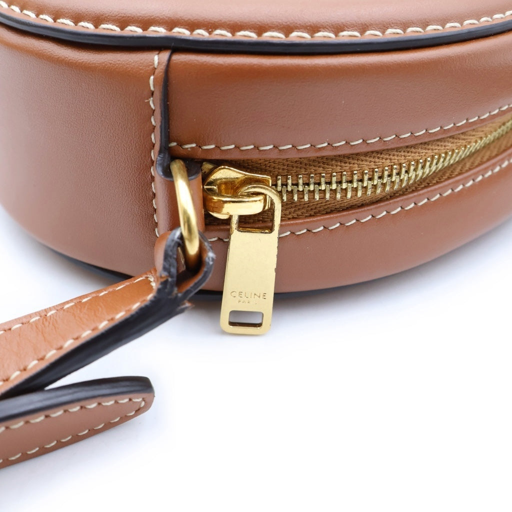 CELINE(セリーヌ) キュイルトリオンフ オーバルパースショルダーバッグ ブラウン レザー ゴールド金具 レディース