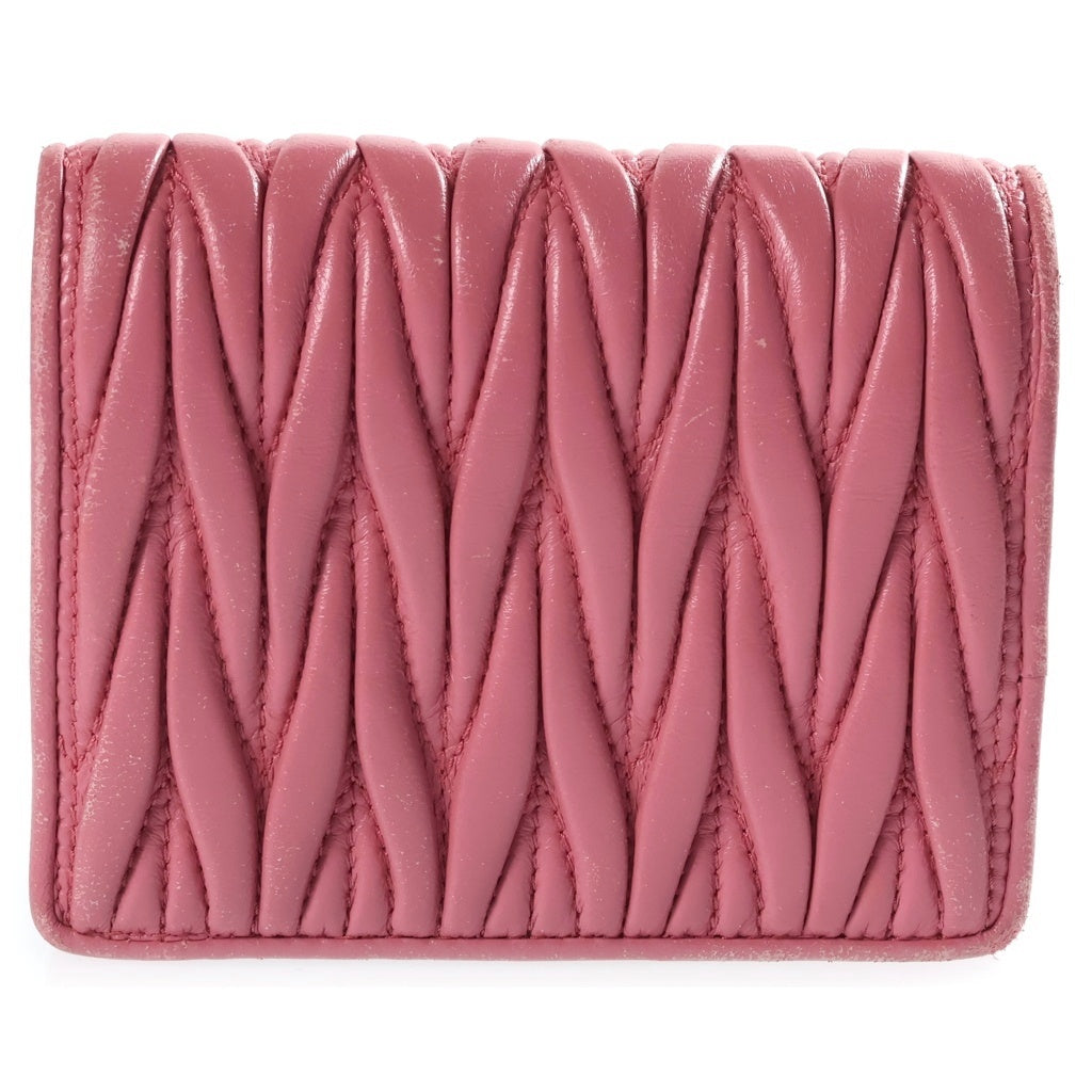 miumiu(ミュウミュウ) マテラッセ コンパクトウォレット 二つ折り財布 ピンク レザー 5MV204 ゴールド金具 レディース