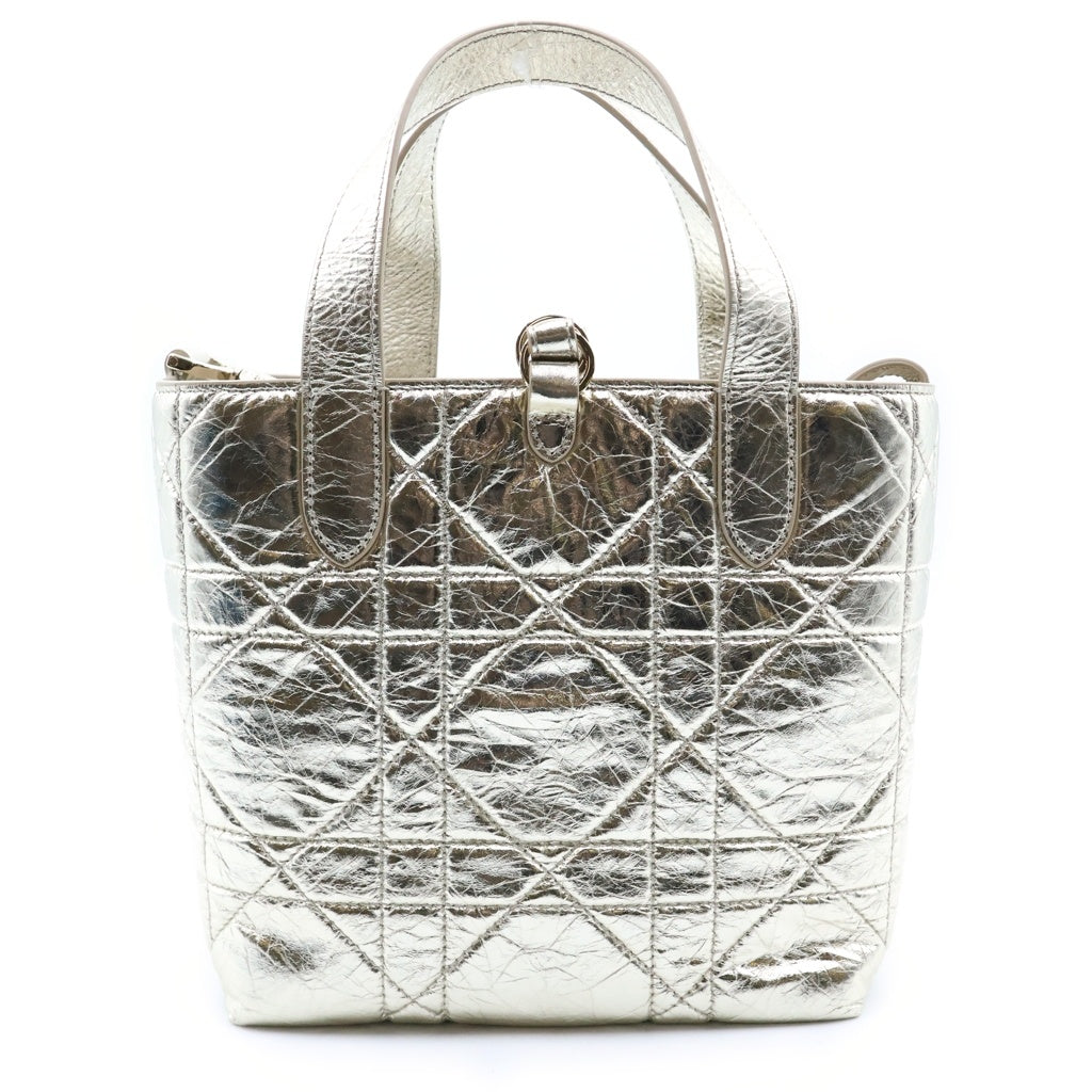 Christian Dior(クリスチャンディオール) ダイアゴナル バーティカルトートバッグ ハンドバッグ ショルダーバッグ ゴールド クリンクルド カーフスキン M2835OPWD_M25J ゴールド金具 レディース
