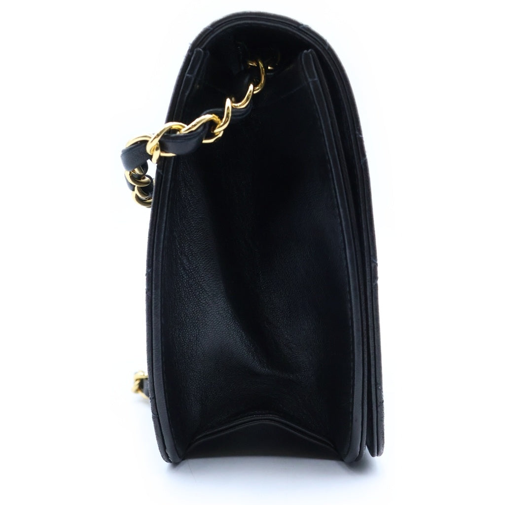 CHANEL(シャネル) マトラッセ プッシュロック フルフラップ チェーンショルダーバッグ ゴールド金具 ラムスキン ブラック レディース
