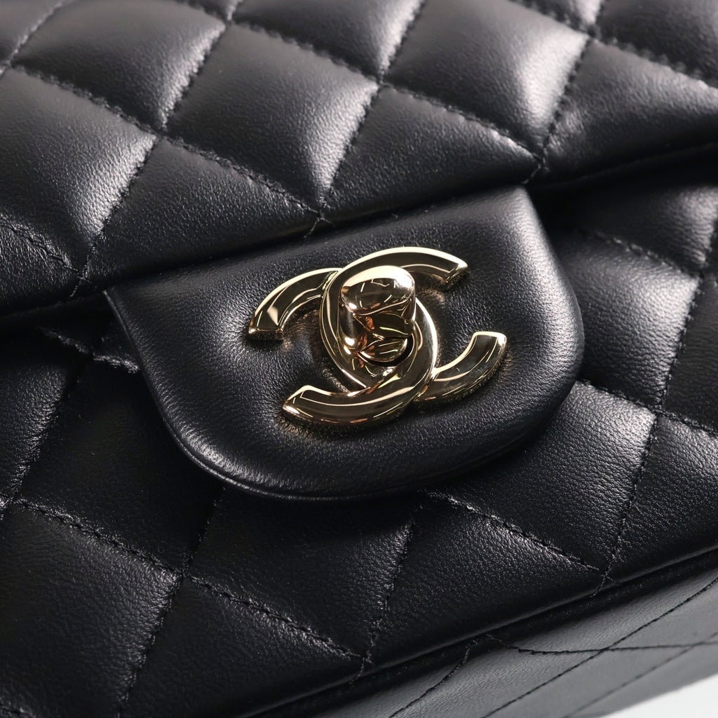 CHANEL(シャネル) マトラッセ20 トップハンドル 2WAY ハンドバッグ ショルダーバッグ ブラック ラムスキン ゴールド金具 プレート AS2431 レディース