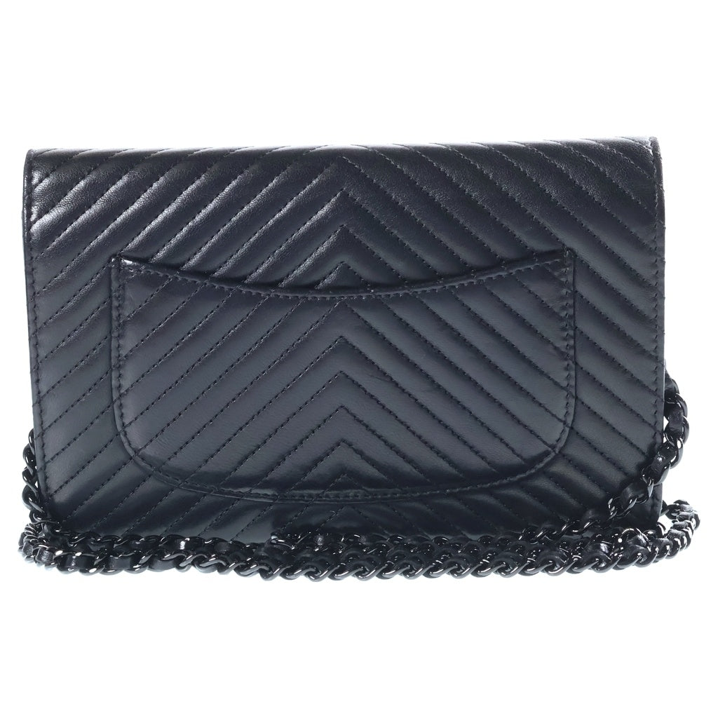 CHANEL(シャネル) シェブロン マトラッセ チェーンウォレット ショルダーバッグ ソーブラック ラムスキン ブラック金具 シール有 20番台 A33814 レディース