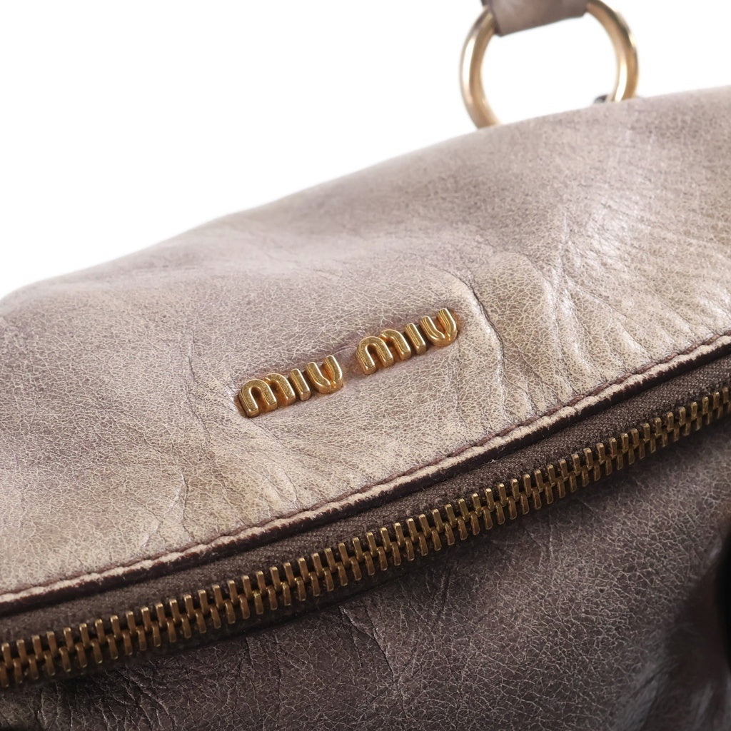 miumiu(ミュウミュウ) ヴィッテロリュクス 2WAYハンドバッグ ショルダーバッグ カーキグリーン レザー ゴールド金具 レディース