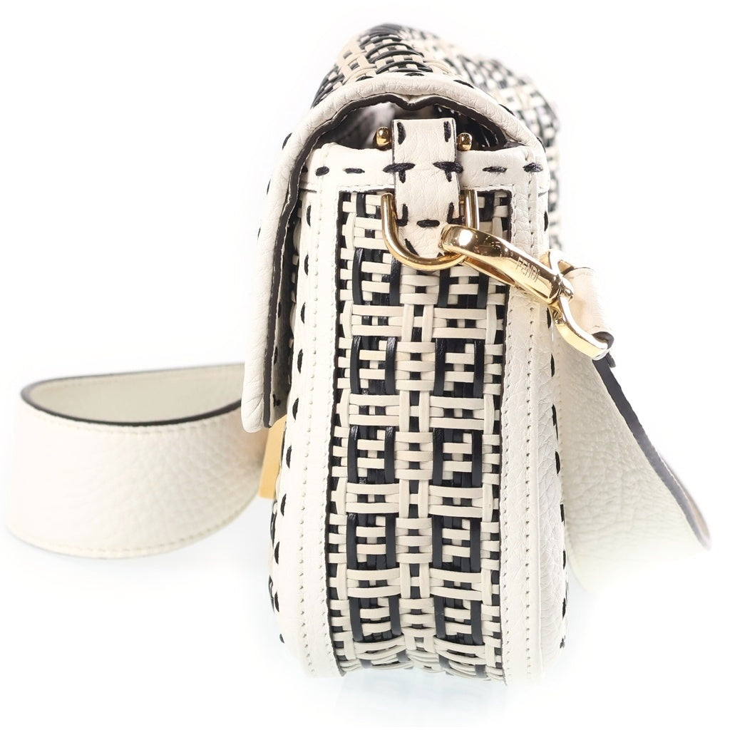 FENDI(フェンディ) バゲット ショルダーバッグ ハンドバッグ 2way ゴールド金具 ラフィア レザー ブラック/ホワイト レディース