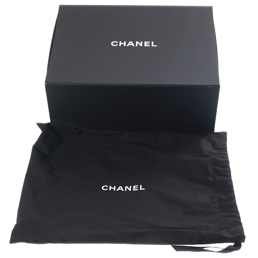 CHANEL(シャネル) ストラップ クラッチバッグ ショルダーバッグ ホワイト キャビアスキン プレートシリアル AP5068 ゴールド金具