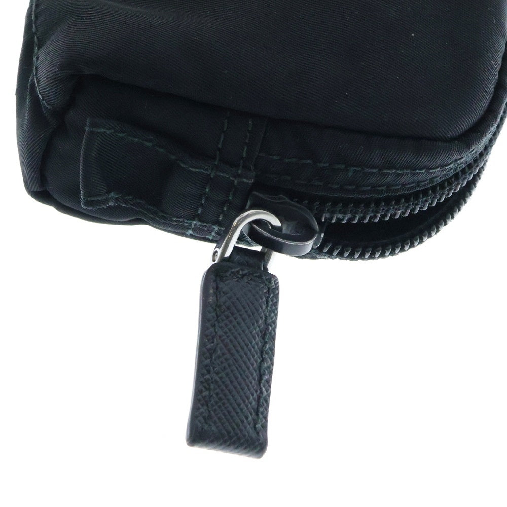 PRADA(プラダ) Re-nylon ポーチ 黒 ナイロン コスメポーチ トライアングルロゴ 1NA021