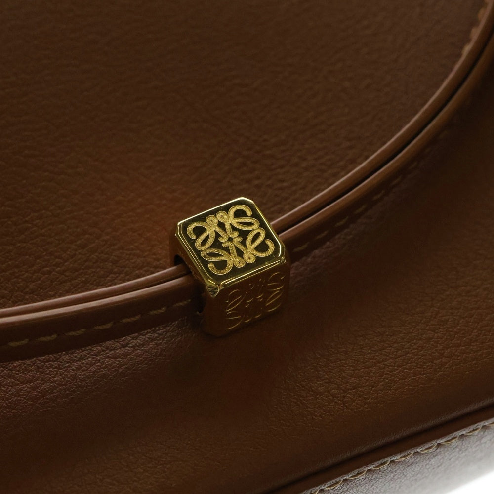 LOEWE(ロエベ) ハンモック ホーボーミニ ショルダーバッグ ハンドバッグ ゴールド金具 ブラウン レザー