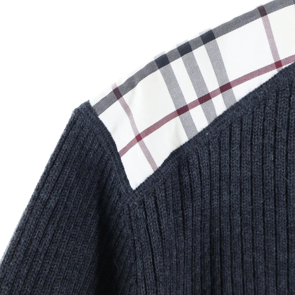 BURBERRY BLACK LABEL(バーバリー ブラックレーベル) ワンポイントロゴ刺繍 ノバチェック柄切り替え クルーネック ウール ニット セーター グレー BMT11-510-07