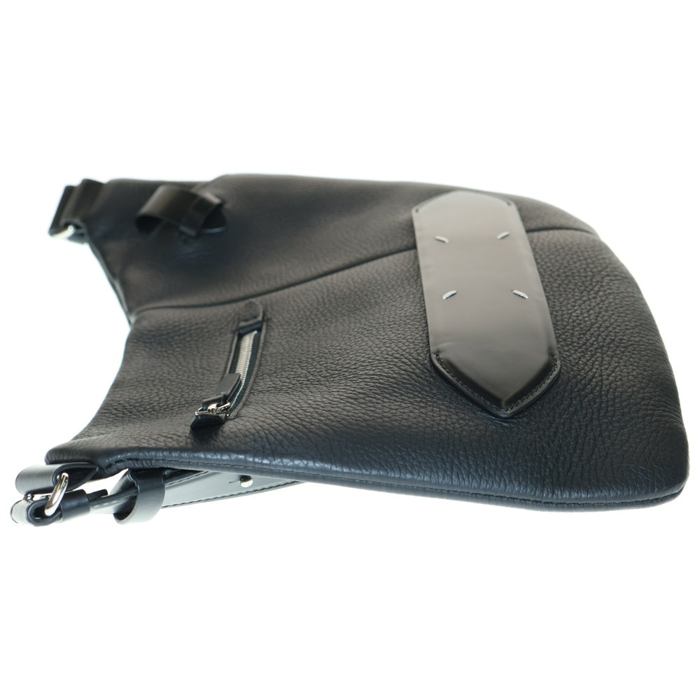 Maison Margiela 11(メゾンマルジェラ11) 5AC ボディバッグ ウエストバッグ ショルダーバッグ レザー ブラック SB1WG0017 P4746 シルバー金具