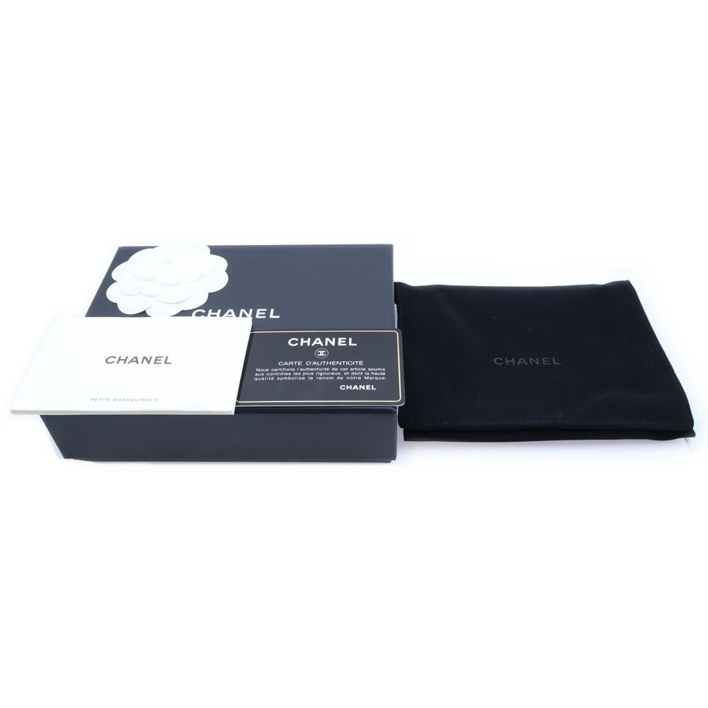 CHANEL(シャネル) マトラッセ 二つ折りチェーンウォレット ラムスキン ブラック シルバー金具 レディース