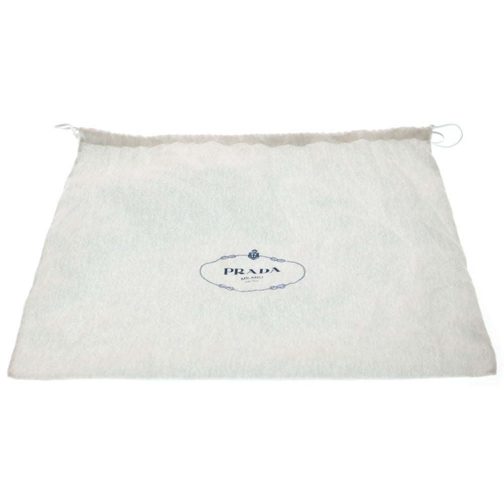 PRADA(プラダ) トライアングルロゴプレート ヴィッテロダイノ ソフト