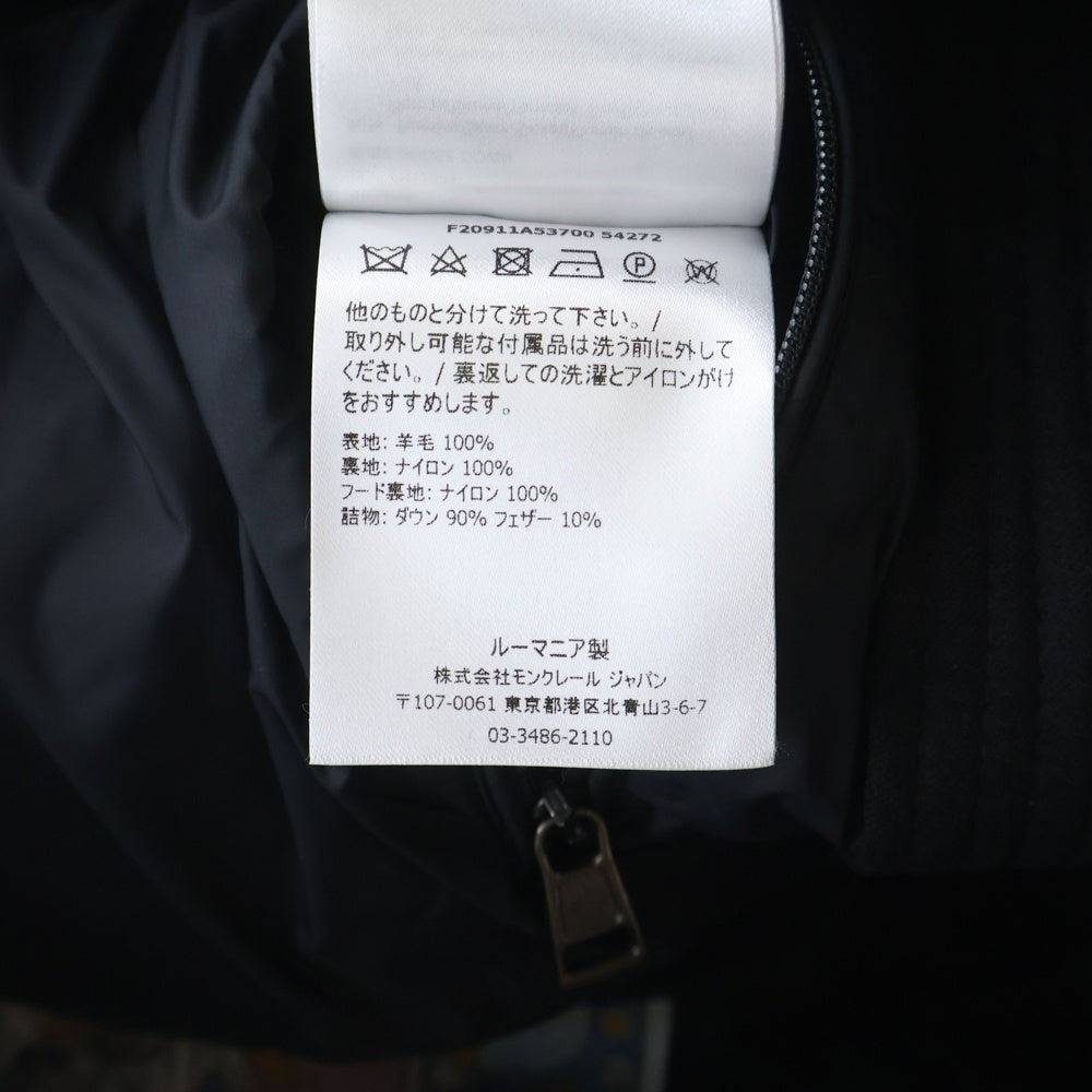 MONCLER(モンクレール) 20AW MONTGENEVRE モンジュネーブル アームロゴデザイン フーデッド ジップアップ ダウンジャケット ブラック F20911A53700 レディース