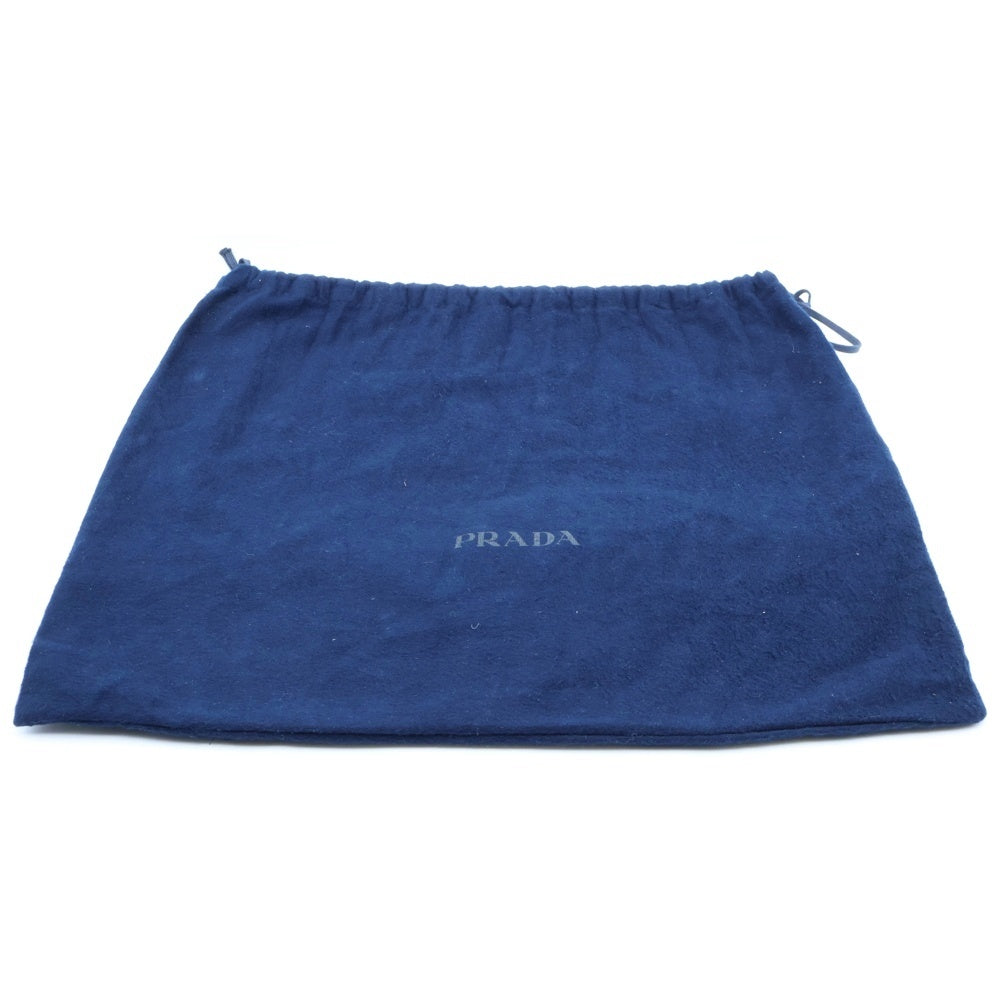 PRADA(プラダ) トライアングルロゴプレート サフィアーノレザー ショルダーバッグ シルバー金具 ブラック 2VH113 レディース