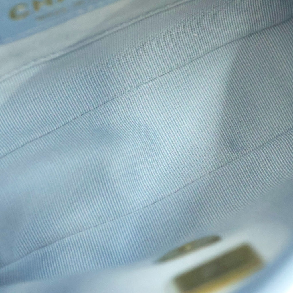CHANEL(シャネル) シャネル19 チェーンショルダーバッグ ミニバッグ ライトブルー ラムスキン ゴールド金具 レディース