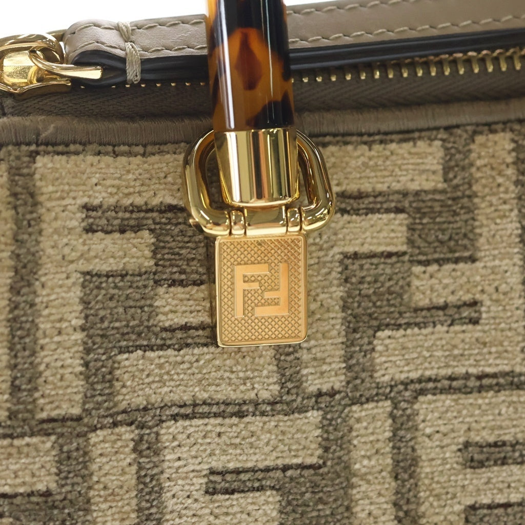 FENDI(フェンディ) ズッカ バイザウェイ ハンド ショルダーバッグ 2WAY ゴールド金具 ベージュ RFID レディース