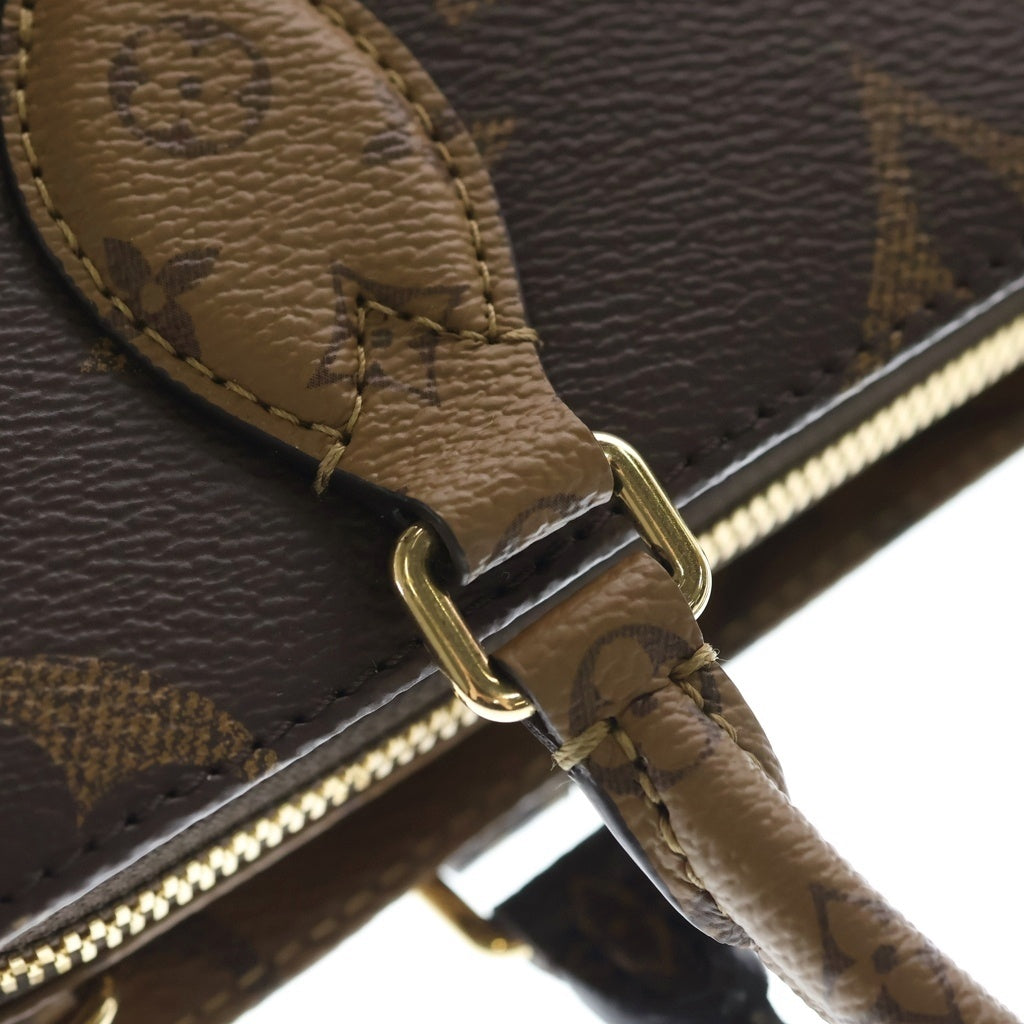 LOUIS VUITTON(ルイヴィトン) モノグラム ジャイアントリバース オンザゴーEW 2WAY ハンドバッグ ショルダーバッグ M46653 ICタイプ ブラウン レディース