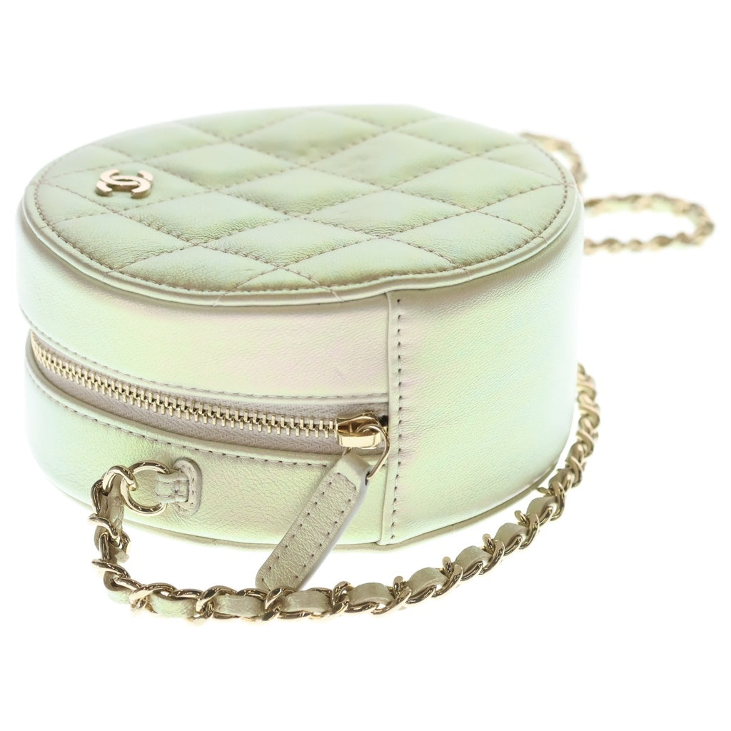 CHANEL(シャネル) ココマーク マトラッセ ラウンド チェーンショルダーバッグ ミニバッグ ホワイト オーロラ レザー ゴールド金具 レディース