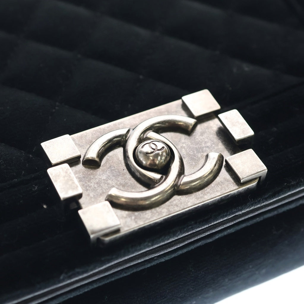 CHANEL(シャネル) ボーイシャネル ベロア ショルダーバッグ チェーンバッグ ブラック シルバー金具 レディース