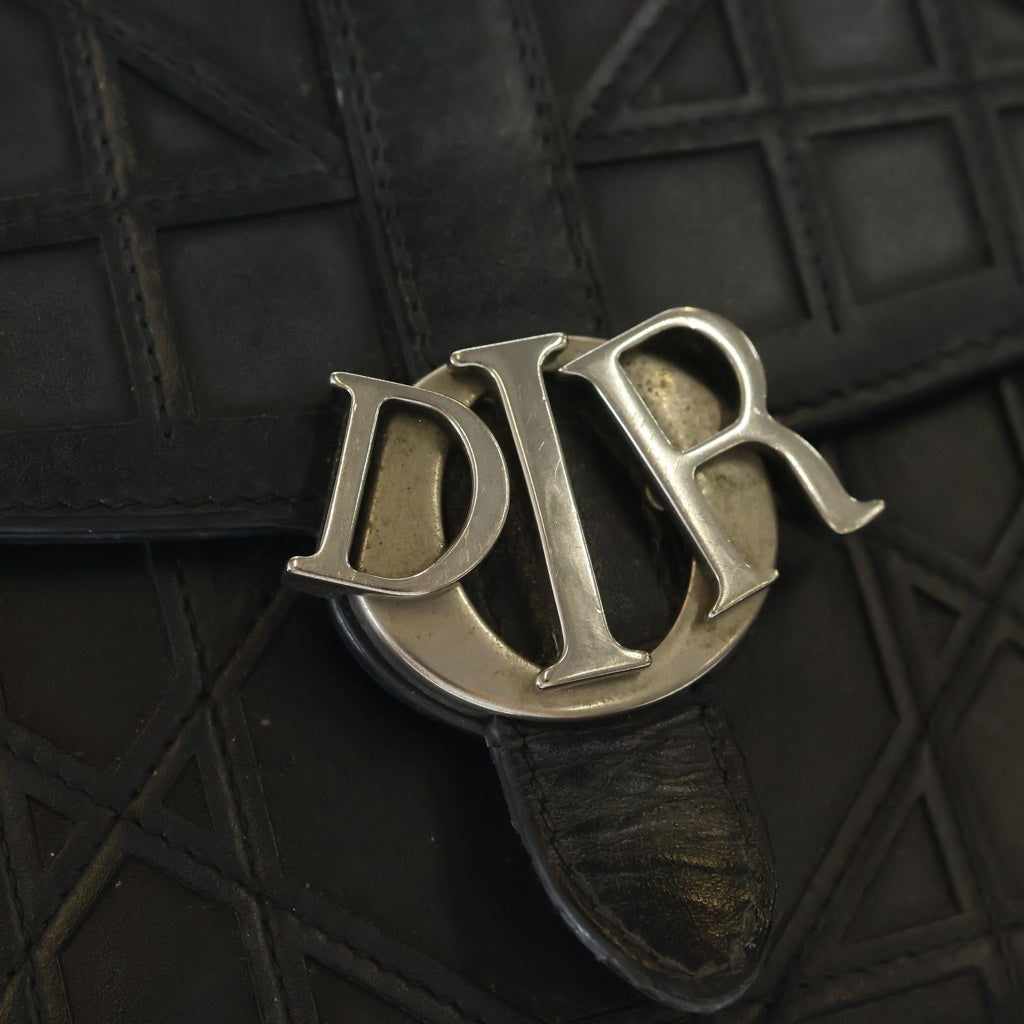 DIOR(ディオール) カナージュ コスモ ミディアム ショルダーバッグ ミニバッグ ブラック レザー シルバー金具 レディース