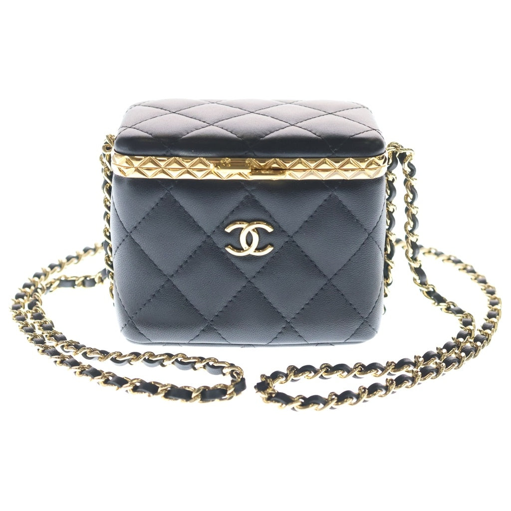 CHANEL(シャネル) マトラッセ ミニ バニティ チェーンショルダーバッグ ラムスキン レザー ゴールド金具 ブラック 31番台 レディース