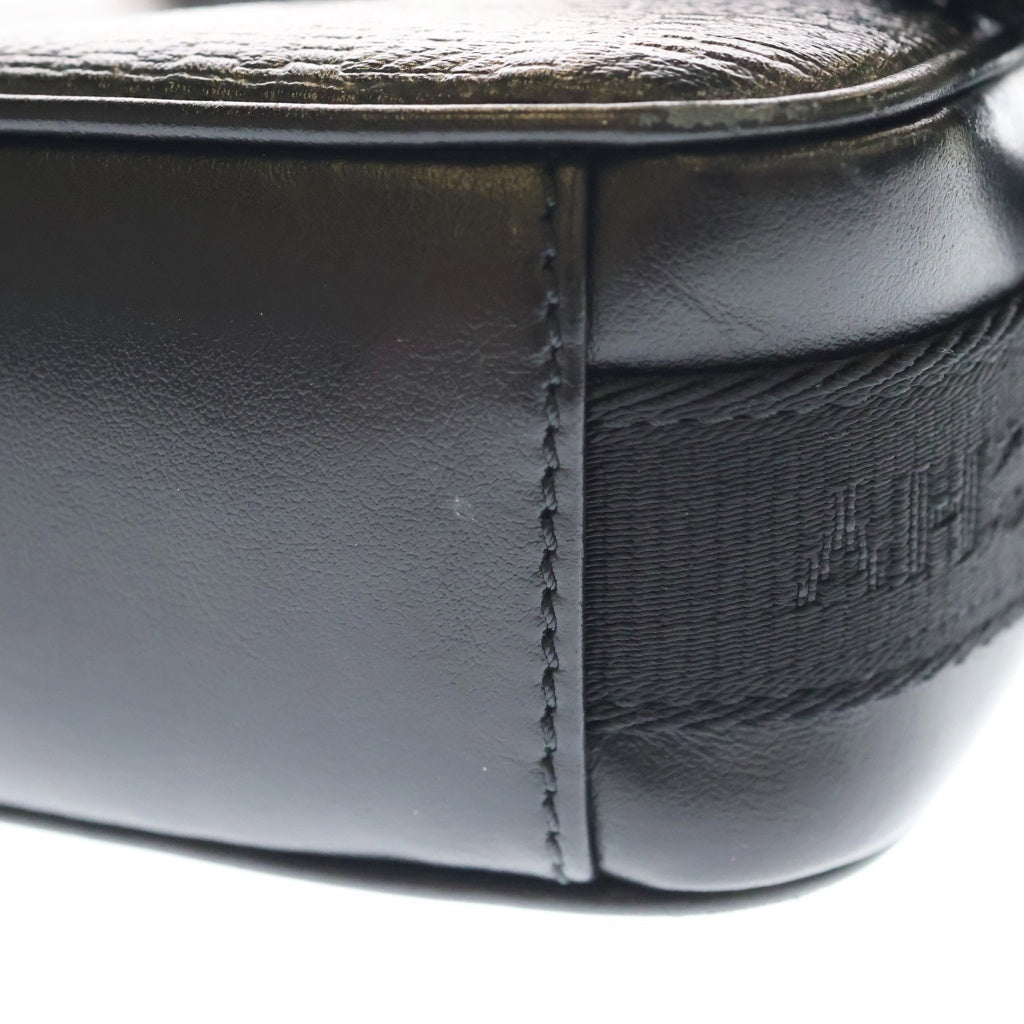 GIVENCHY(ジバンシィ) G ESSENTIALS エッセンシャルズ クロスボディバッグ ショルダーバッグ ミニバッグ ブラック レザー シルバー金具 レディース