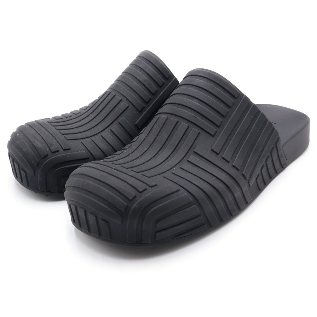 BOTTEGA VENETA(ボッテガヴェネタ) イントレチャート ラバー サンダル ブラック