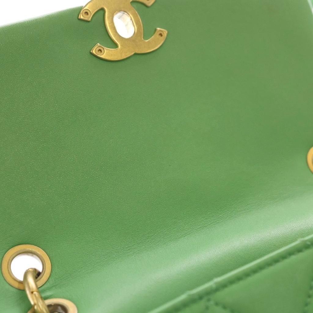 CHANEL(シャネル) マトラッセ18 ラムスキン レザー チェーン ショルダーバッグ ゴールド金具 グリーン 31番台 レディース