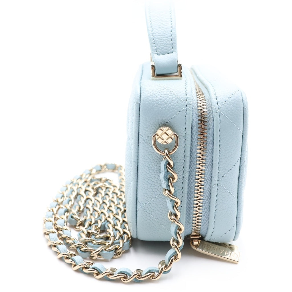 CHANEL(シャネル) マトラッセ ヴァニティ チェーンショルダーバッグ ゴールド金具 キャビアスキン ライトブルー AP2634 レディース