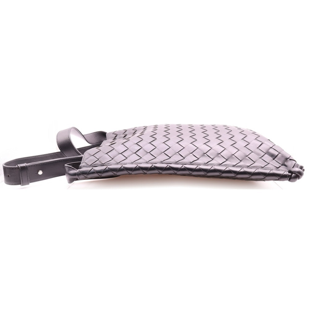 BOTTEGA VENETA(ボッテガヴェネタ) イントレチャート スモール フラットループ ショルダーバッグ ブラック レザー