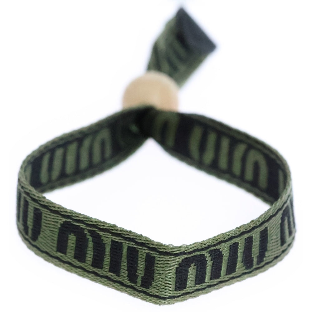 miumiu(ミュウミュウ) ウッドビーズ キャンバスレザー切替ロゴブレスレット