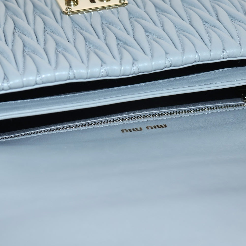 miumiu(ミュウミュウ) コンフィデンシャルマテラッセ 2wayバッグ ハンドバッグ ショルダーバッグ チェーンバッグ ライトグレー ラムスキン ゴールド金具