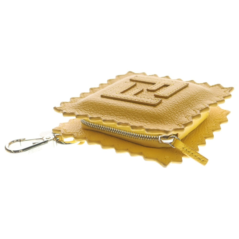 FENDI(フェンディ) ラビオロ ロゴ バッグチャーム ポーチ ケース イエロー レザー シルバー金具