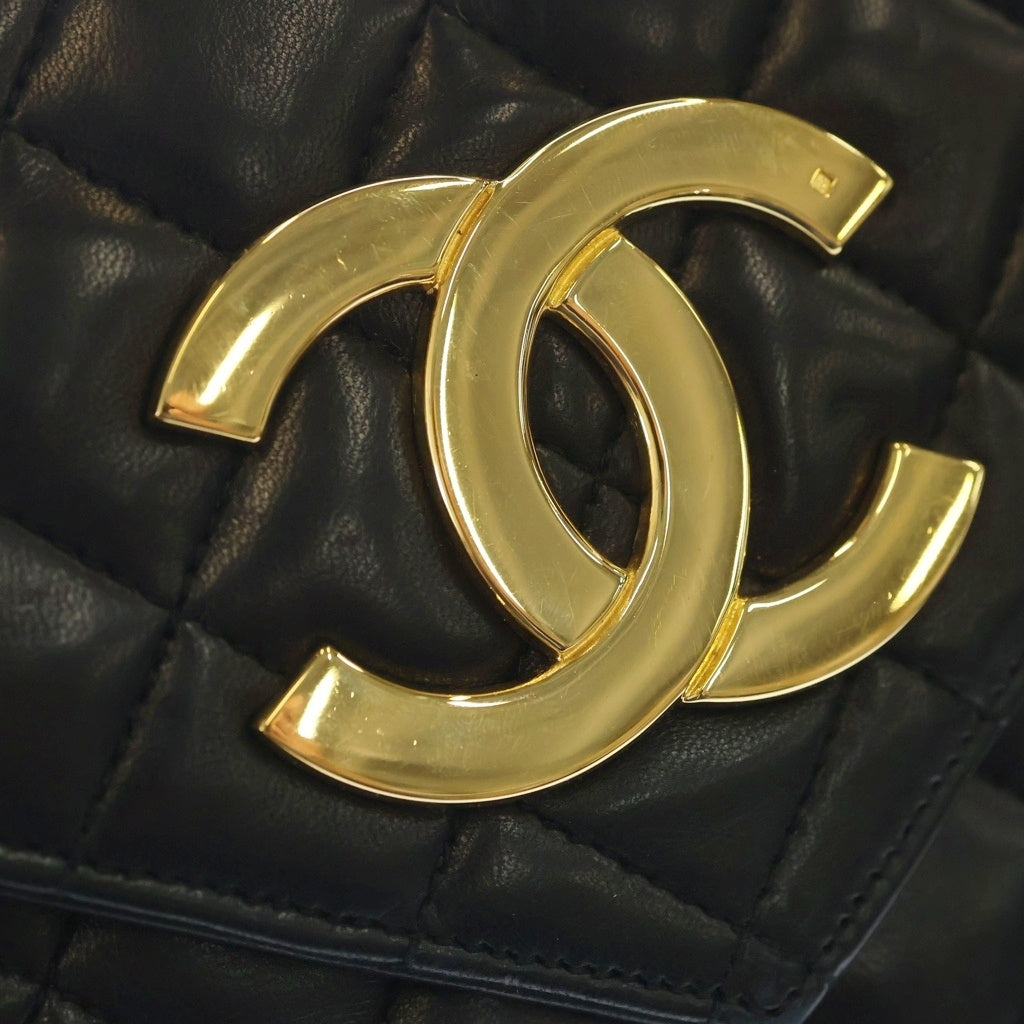 CHANEL(シャネル) デカココ ミニ マトラッセ ラムスキン ゴールド金具 プッシュロック チェーンショルダーバッグ ブラック レディース