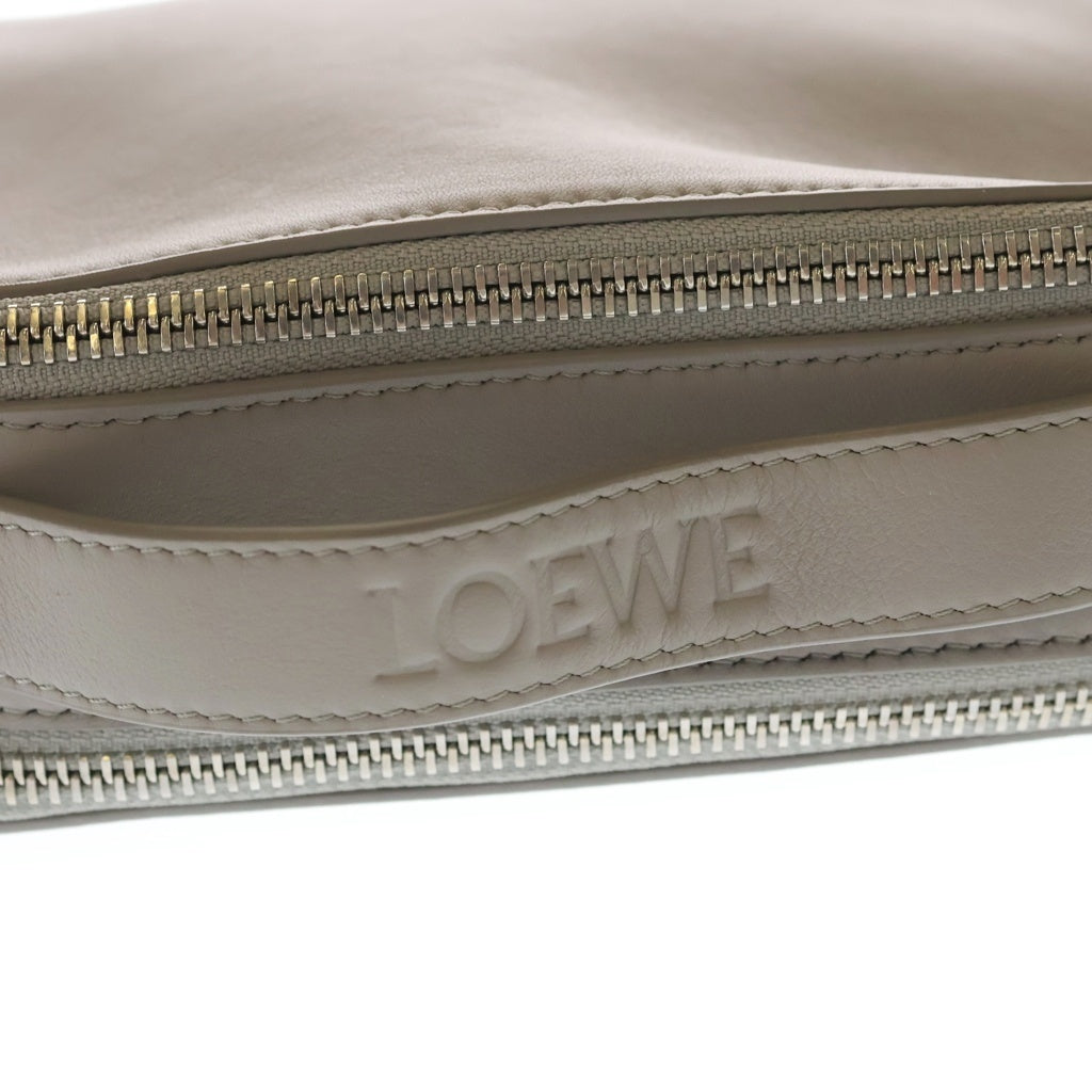LOEWE(ロエベ) クロスボディカメラバッグミニ 2WAYバッグ ハンドバッグ ショルダーバッグ グレージュ レザー シルバー金具 レディース