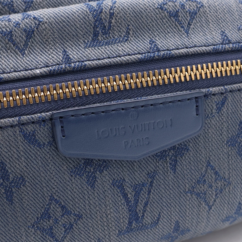 LOUIS VUITTON(ルイヴィトン) バムバッグ アウトドア ボディバッグ ショルダーバッグ モノグラム デニム ネイビー/ブルー レディース