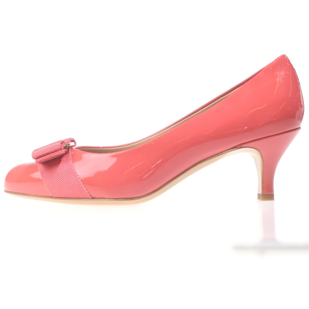 Salvatore Ferragamo(サルヴァトーレ フェラガモ) ヴァラリボン パテントレザー ヒール パンプス シューズ ピンク レディース 2RF32281